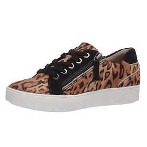 Naturalizer Macayla Lace-Up Side Zip Sneaker in Cheetah  Size 7.5